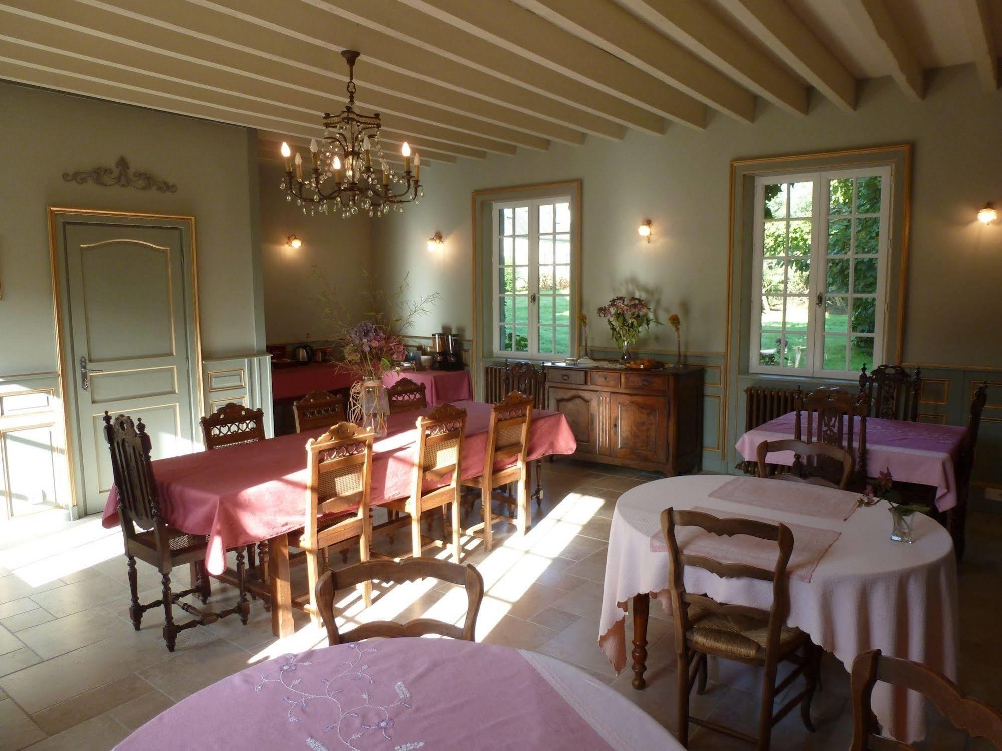 Bed and Breakfast Manoir De Savigny Валонь Экстерьер фото